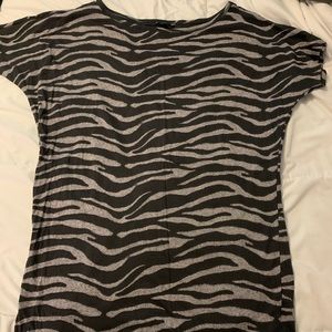 Moda international tunic size xl